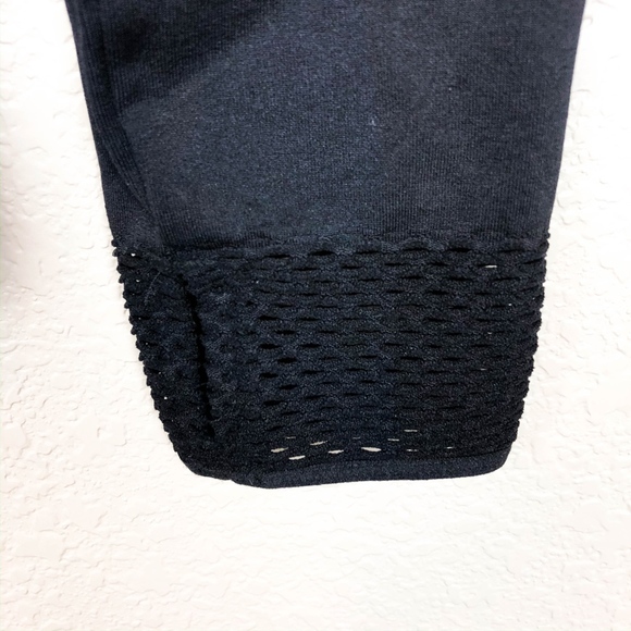 Fabletics Megan Seamless Pullover - Picture 3 of 5